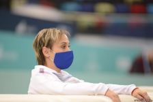 В Баку стартовал первый день соревнований Кубка мира по прыжкам на батуте (ФОТО)