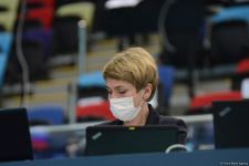 В Баку стартовал первый день соревнований Кубка мира по прыжкам на батуте (ФОТО)