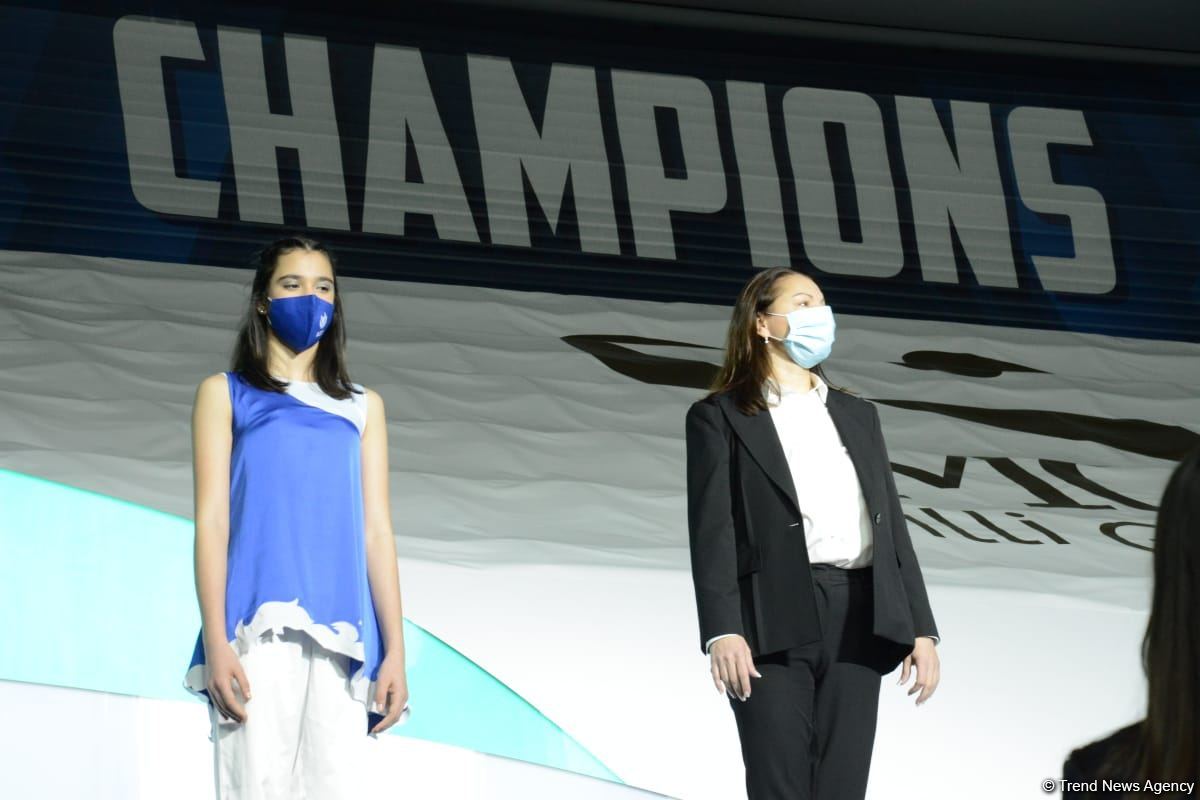 В Баку состоялась торжественная церемония открытия Кубка мира по прыжкам на батуте (ФОТО)