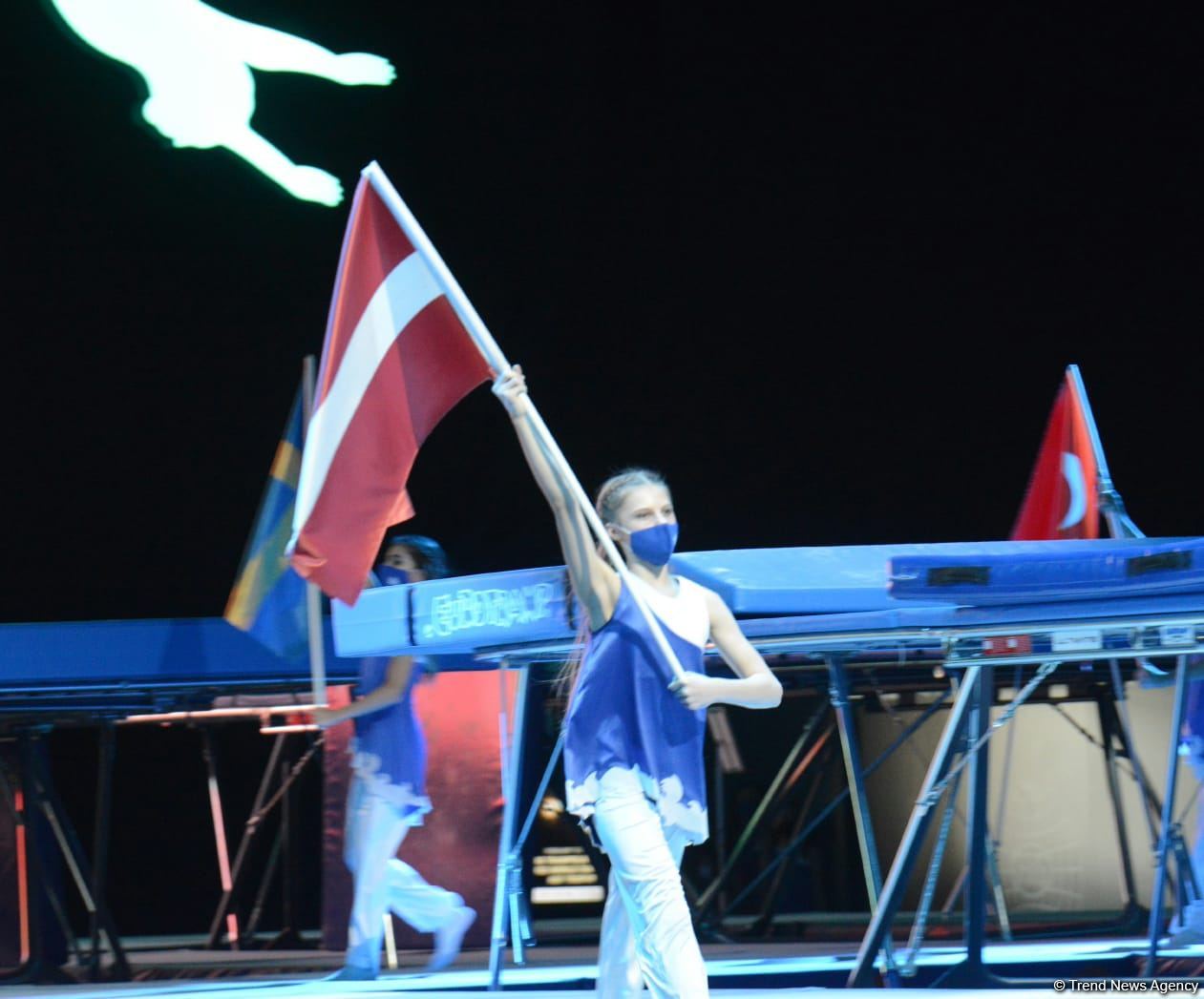 В Баку состоялась торжественная церемония открытия Кубка мира по прыжкам на батуте (ФОТО)