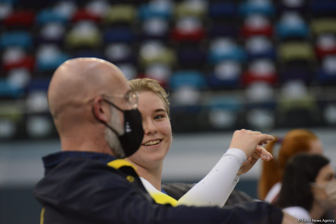 В Баку продолжаются соревнования Кубка мира по прыжкам на батуте (ФОТО)