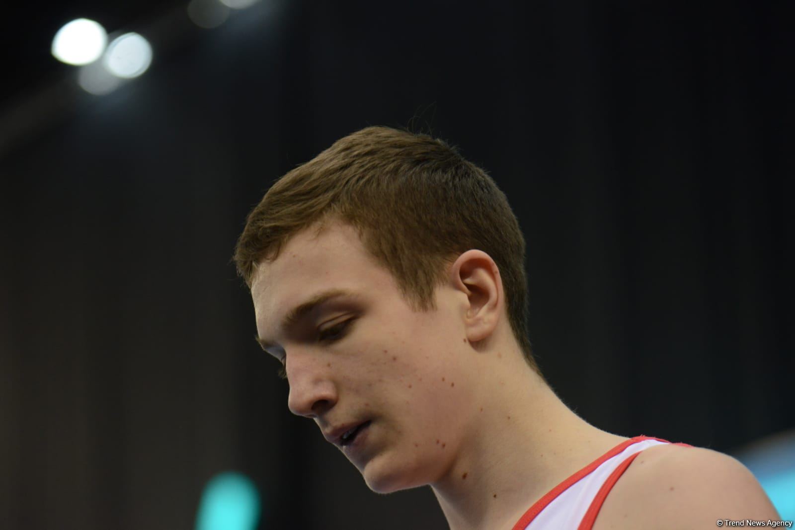 В Баку стартовал первый день соревнований Кубка мира по прыжкам на батуте (ФОТО)