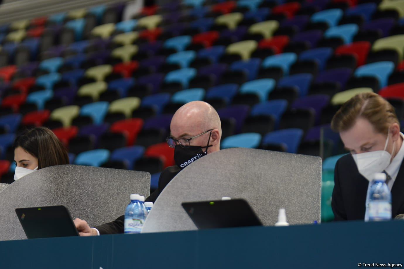 В Баку стартовал первый день соревнований Кубка мира по прыжкам на батуте (ФОТО)