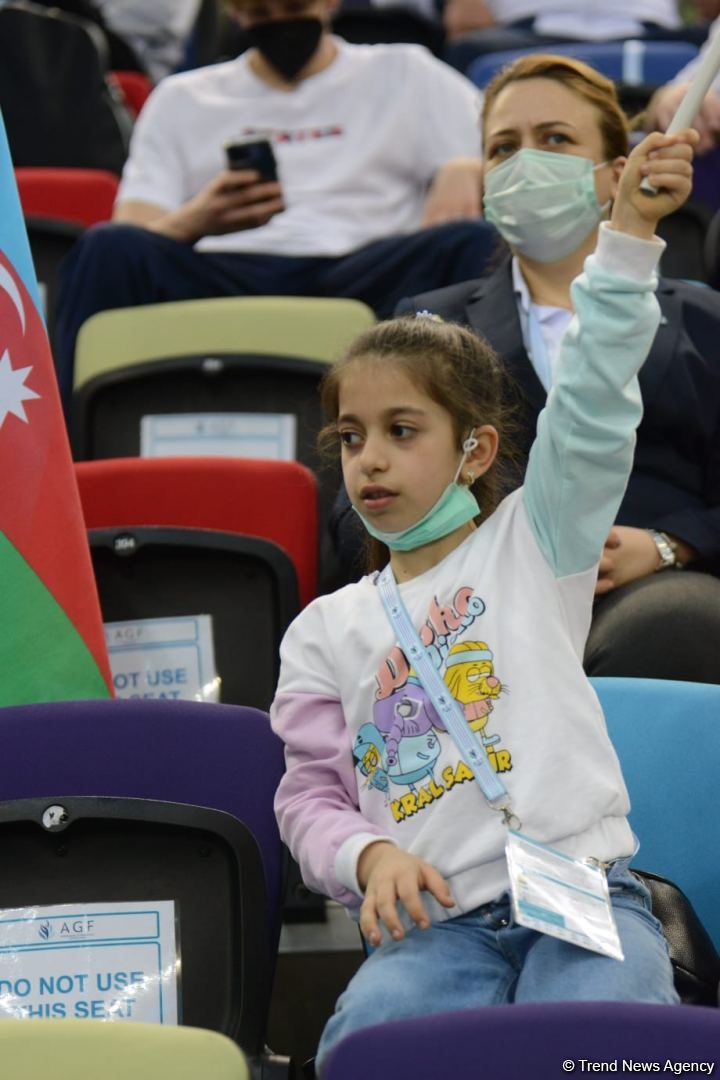 Азербайджанская гимнастка Сельджан Магсудова вышла в финал Кубка мира по прыжкам на батуте в Баку (ФОТО)