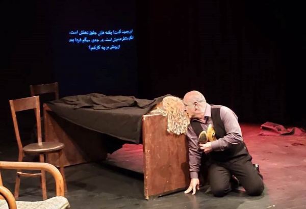 Деньги под проценты и самоубийство – история, показанная азербайджанцем (ФОТО)