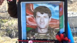 Благодарим Президента Ильхама Алиева за возможность испытать это ни с чем не сравнимое чувство – дочь шехида, посетившая могилу отца в Зангилане (ФОТО/ВИДЕО)