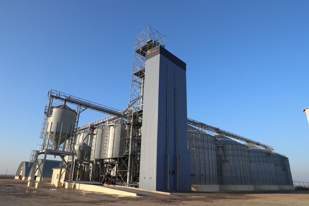 Президент Ильхам Алиев и Первая леди Мехрибан Алиева ознакомились с условиями, созданными в Агджабединском зерновом агропарке (ФОТО/ВИДЕО)