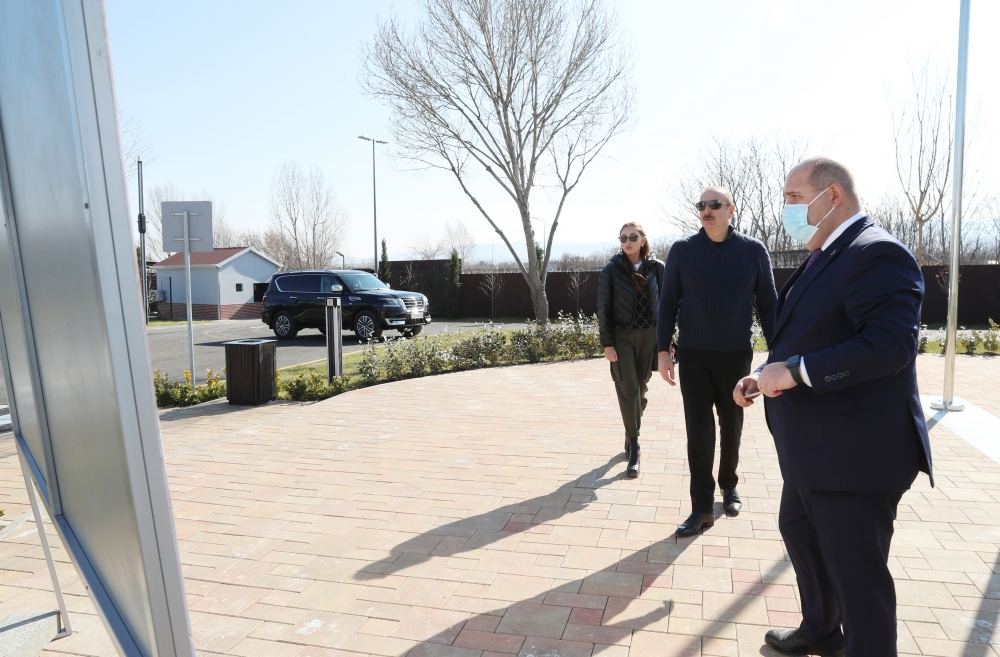 Президент Ильхам Алиев и Первая леди Мехрибан Алиева ознакомились с условиями, созданными в штабе специального представительства Президента Азербайджана на освобожденных от оккупации территориях (ФОТО/ВИДЕО)