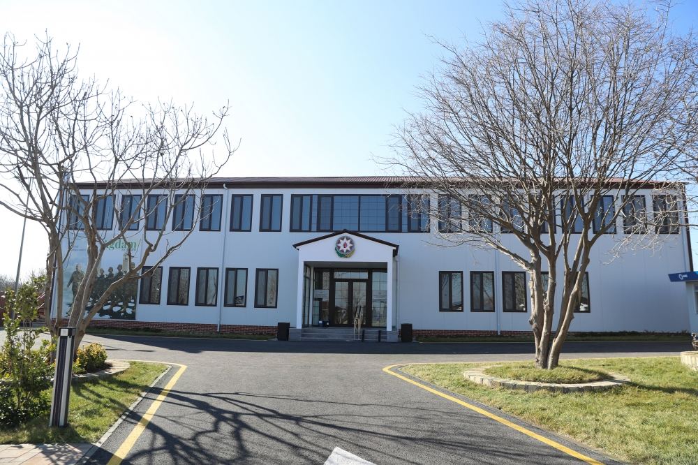 Президент Ильхам Алиев и Первая леди Мехрибан Алиева ознакомились с условиями, созданными в штабе специального представительства Президента Азербайджана на освобожденных от оккупации территориях (ФОТО/ВИДЕО)