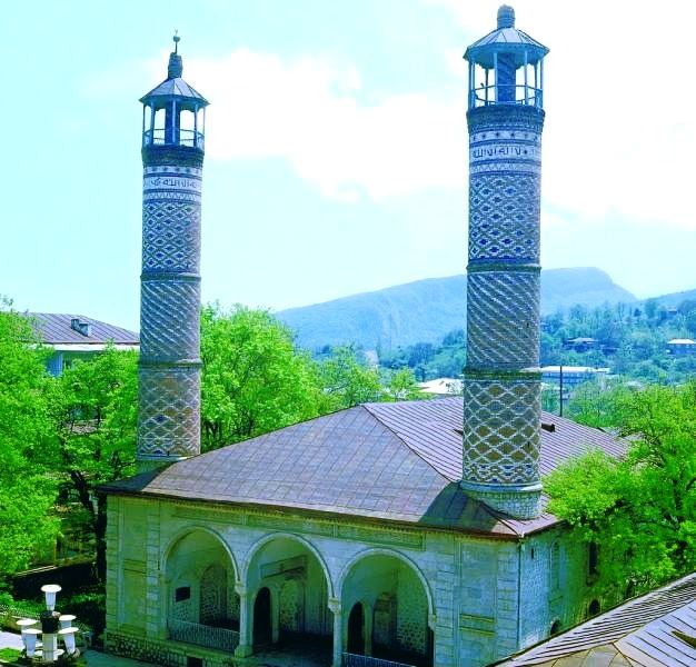 Один из самых успешных проектов AzTV за последние годы: Мы знакомим мир с Шушой (ВИДЕО, ФОТО)