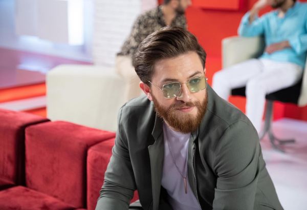 Выбрана песня для "Евровидения-2022" – представитель Азербайджана на конкурсе Надир Рустамли (ФОТО)