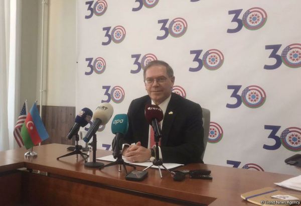 Азербайджан является надежным поставщиком энергоресурсов - посол США