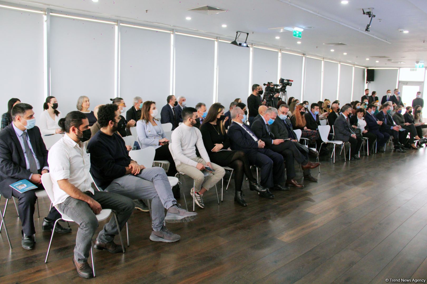 В Баку представлен проект, посвященный культурному наследию Польши в Азербайджане (ФОТО)