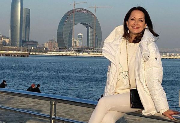 Баку - город контрастов. Заслуженная артистка России рассказала о визите в Азербайджан (ФОТО)