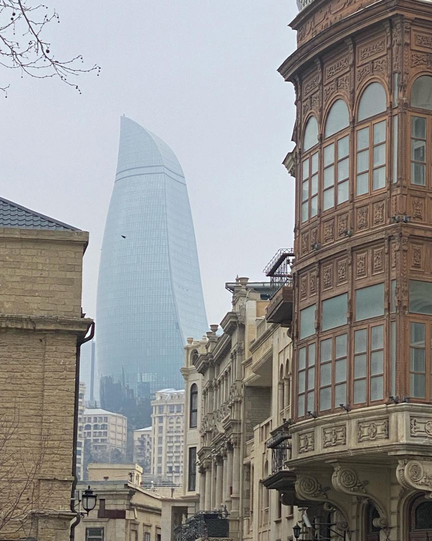 Баку - город контрастов. Заслуженная артистка России рассказала о визите в Азербайджан (ФОТО)