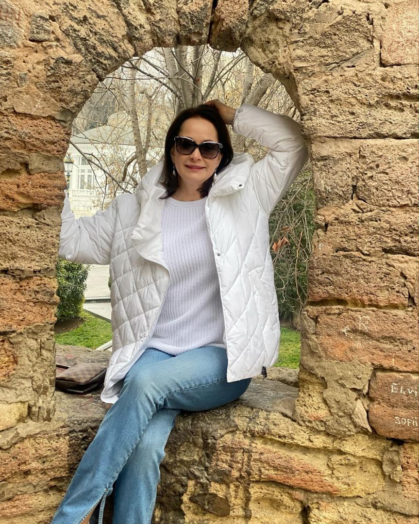 Баку - город контрастов. Заслуженная артистка России рассказала о визите в Азербайджан (ФОТО)