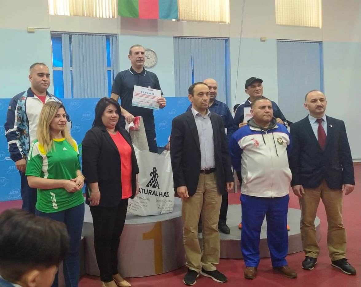 В Баку определились победители турнира по теннису среди ветеранов Карабахской войны, журналистов и медийных личностей (ФОТО)