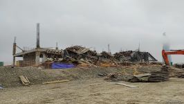 В Баку обрушилось строящееся здание, есть пострадавшие - Генпрокуратура (ФОТО/ВИДЕО)