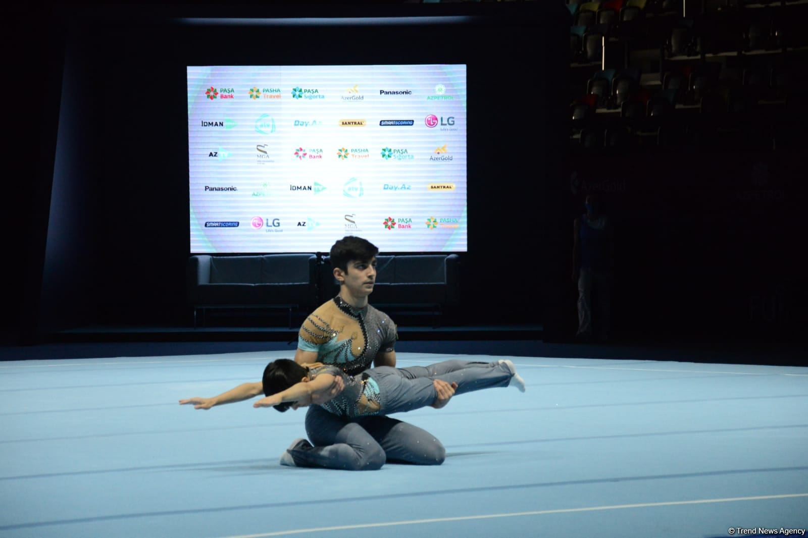 В столице Азербайджана стартовал заключительный день соревнований 27-го Первенства страны и Чемпионата Баку по акробатической гимнастике (ФОТО)