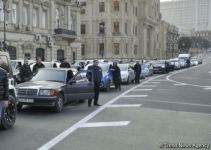 В Азербайджане минутой молчания почтили память жертв Ходжалинского геноцида (ФОТО)