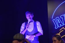 Лучший подарок азербайджанским женщинам на 8 марта - шесть мировых мюзиклов в один день (ФОТО)