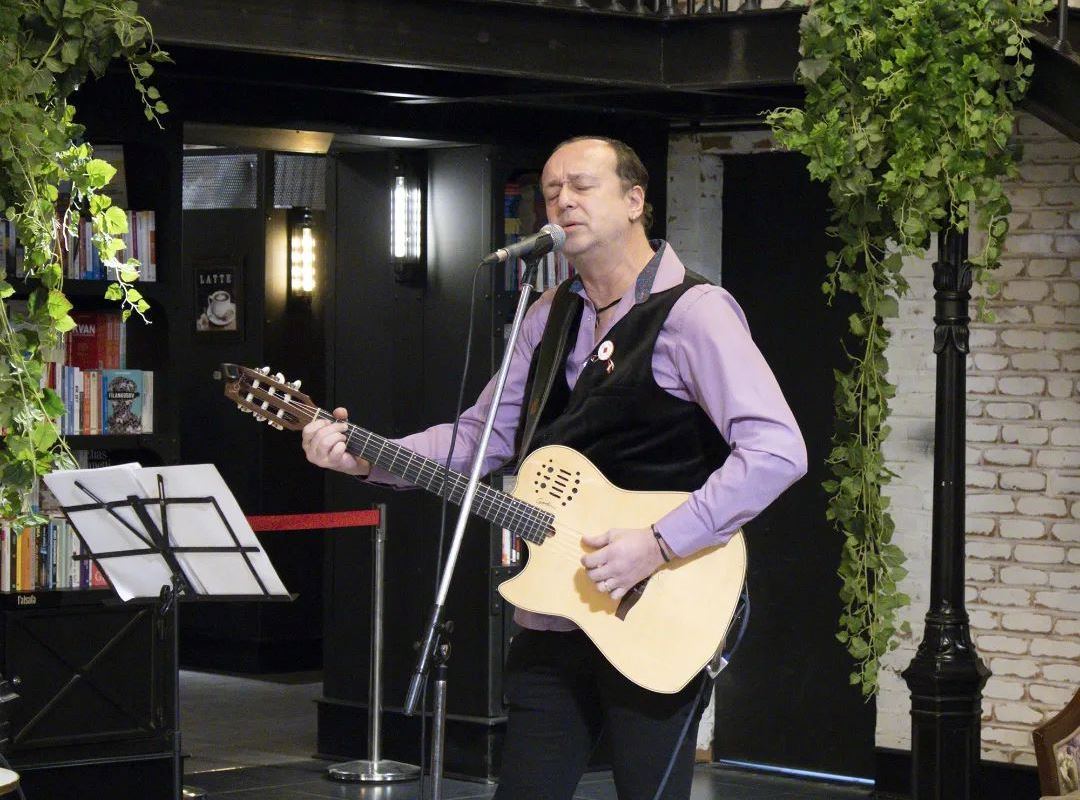 В Баку отметили румынский праздник Мэрцишор (ФОТО)