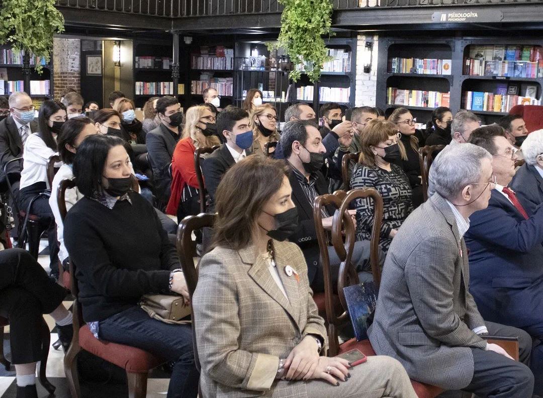 В Баку отметили румынский праздник Мэрцишор (ФОТО)