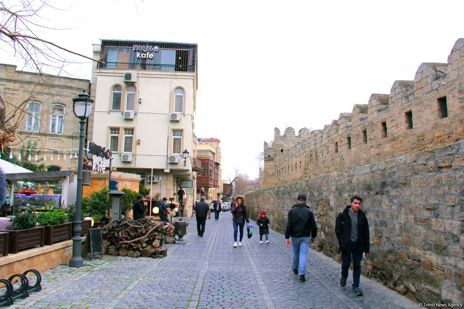 Ичери шехер в начале весны – прогулка перед закатом (ФОТО)