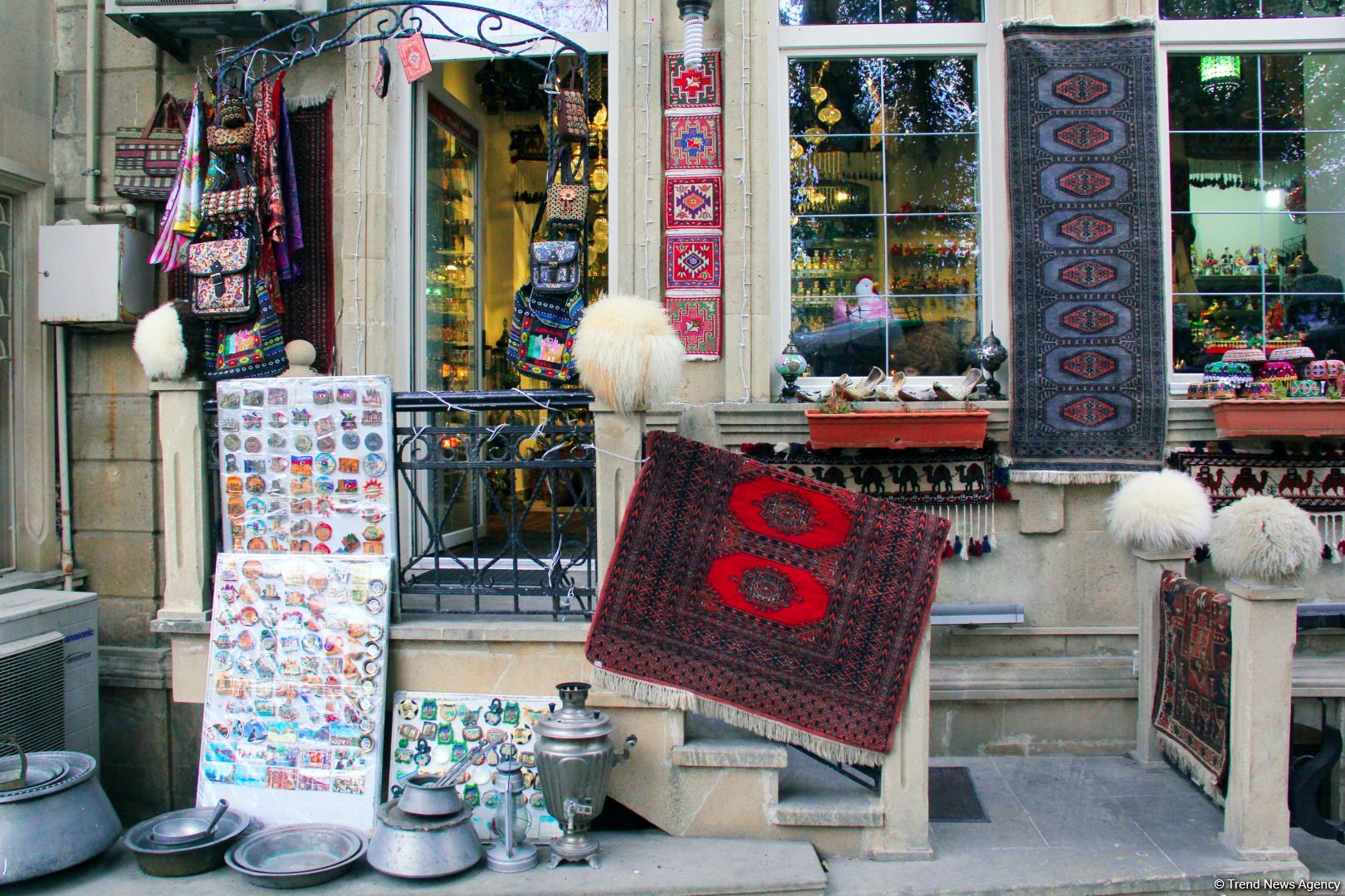 Ичери шехер в начале весны – прогулка перед закатом (ФОТО)