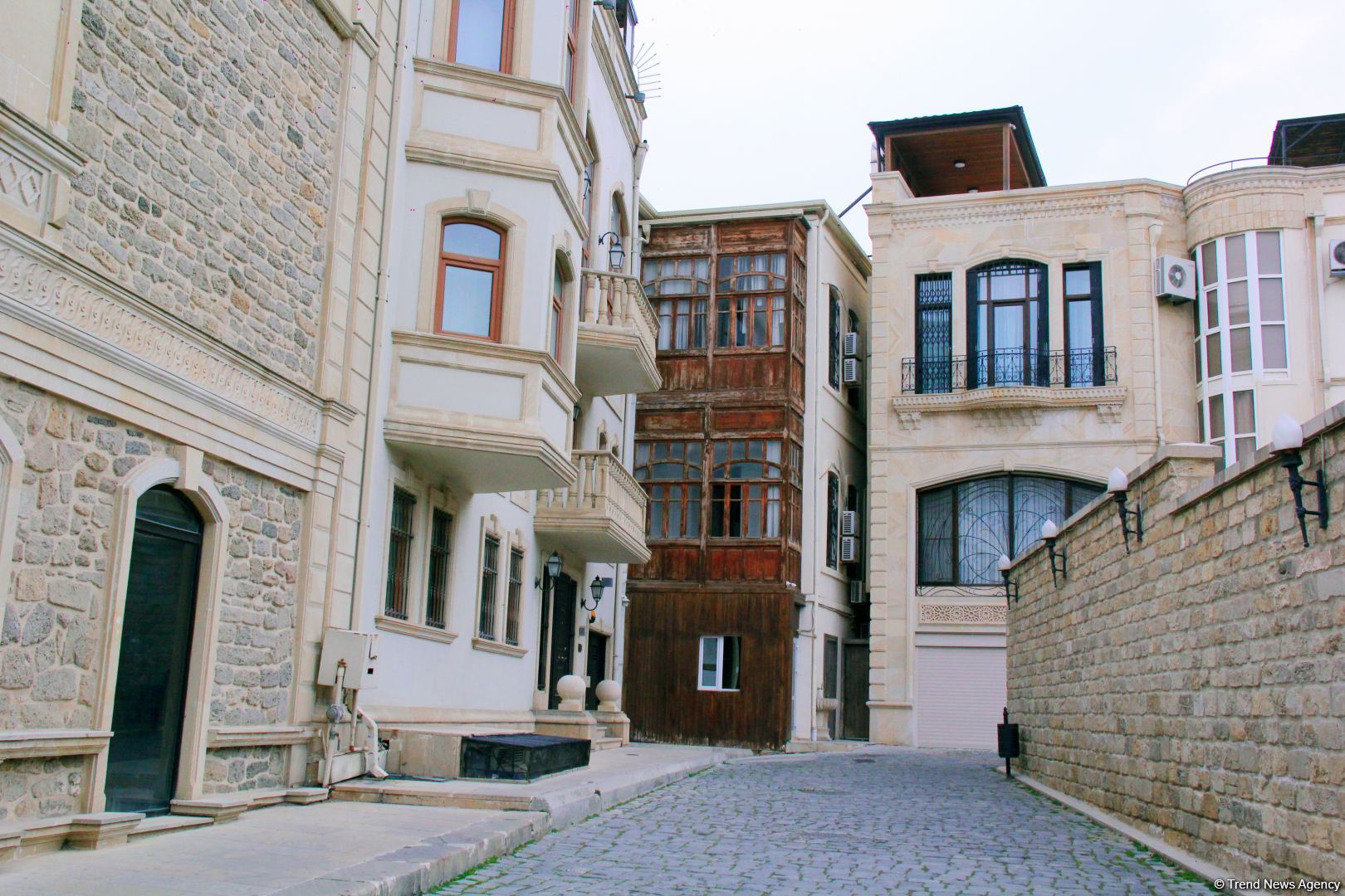 Ичери шехер в начале весны – прогулка перед закатом (ФОТО)