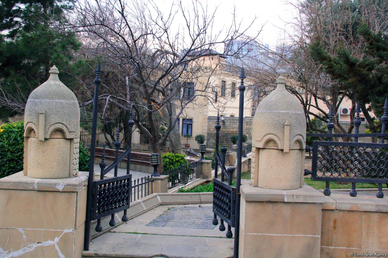 Ичери шехер в начале весны – прогулка перед закатом (ФОТО)