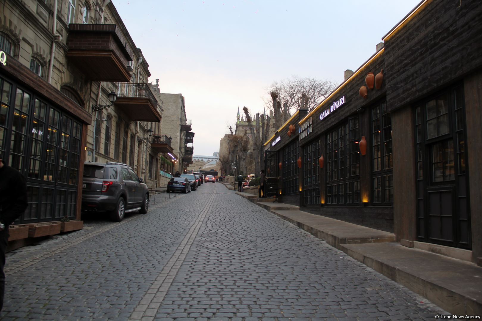 Ичери шехер в начале весны – прогулка перед закатом (ФОТО)