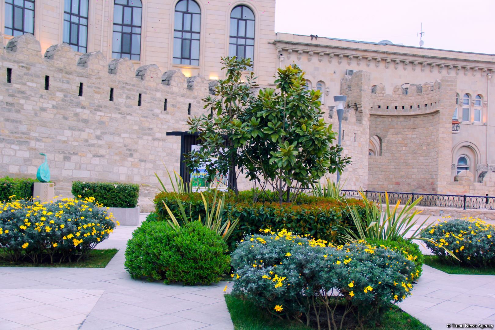 Ичери шехер в начале весны – прогулка перед закатом (ФОТО)