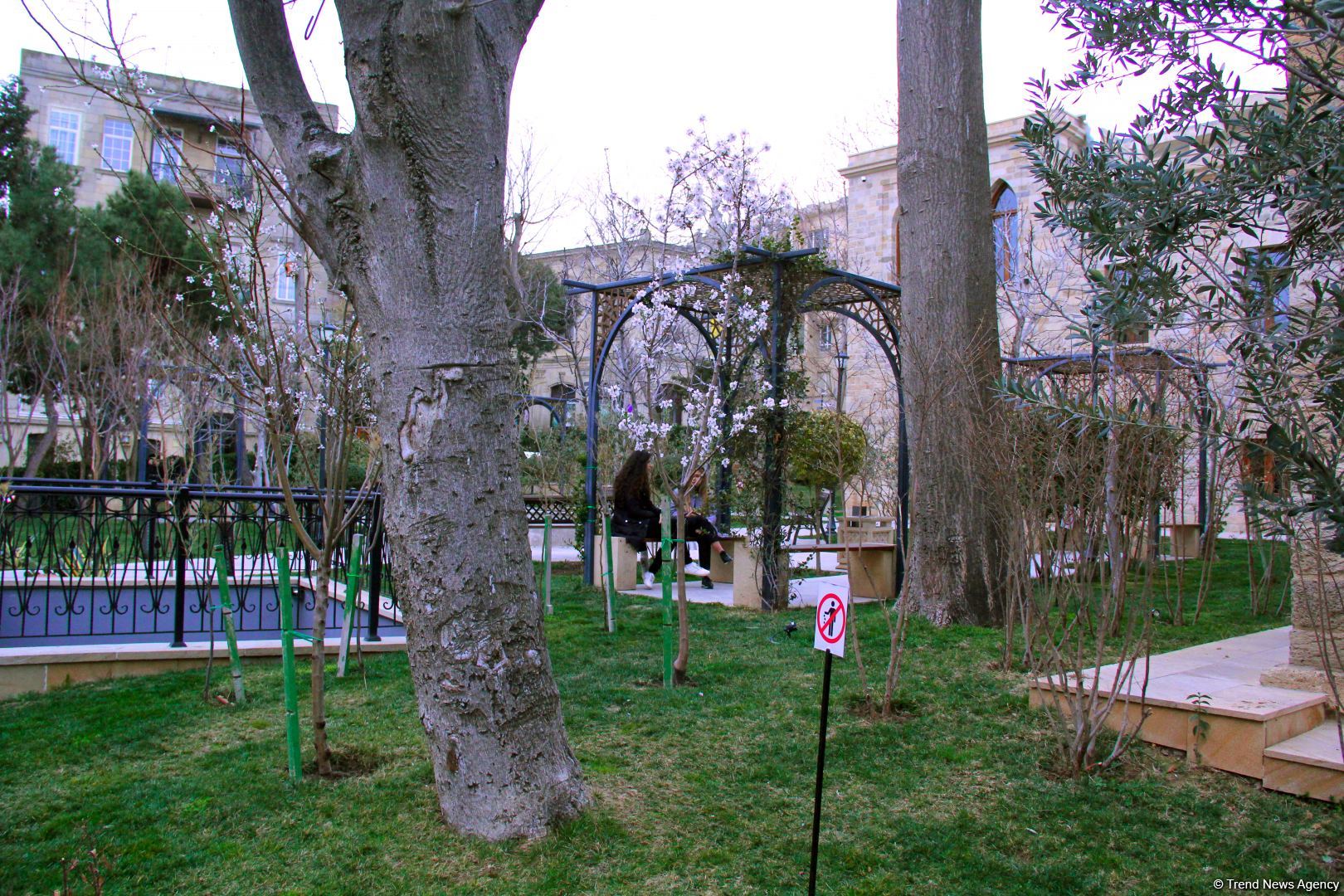 Ичери шехер в начале весны – прогулка перед закатом (ФОТО)