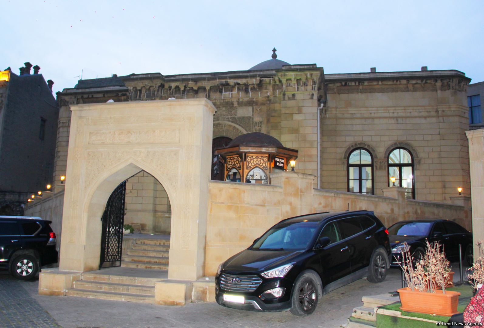 Ичери шехер в начале весны – прогулка перед закатом (ФОТО)