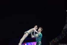 В Баку стартовал первый день Всемирных соревнований среди возрастных групп по акробатической гимнастике (ФОТО)