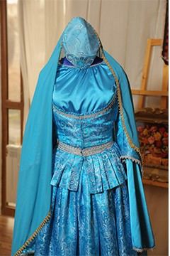 Азербайджанские национальные костюмы экспонируются в Узбекистане (ФОТО)