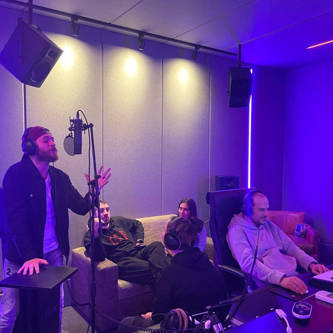 Выбрана песня для "Евровидения-2022" – представитель Азербайджана на конкурсе Надир Рустамли (ФОТО)