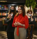 Музыка среди книг – подарок от юных талантов (ФОТО)