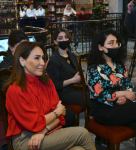 Музыка среди книг – подарок от юных талантов (ФОТО)