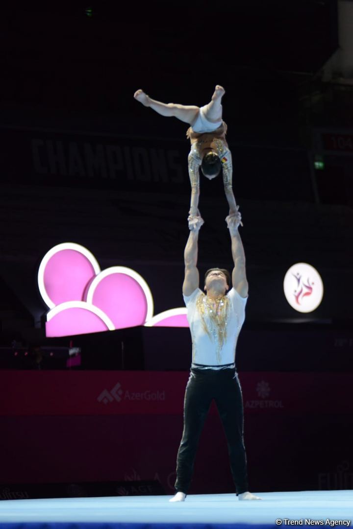 В Баку продолжаются соревнования первого дня 28-го Чемпионата мира по акробатической гимнастике (ФОТО)