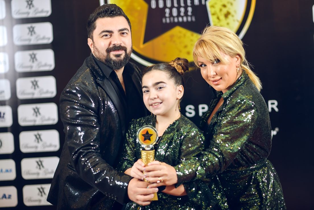 В Баку прошла церемония награждения премии Yılın Starları Ödülleri 2022 İstanbul (ФОТО)