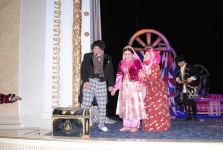 Путешествие из Сумгайыта в Париж - приключения Мусье Жордана (ФОТО)