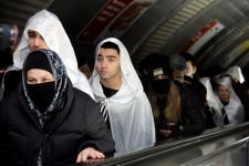 Из метро в Gənclik Mall - шоу в честь Дня национального театра (ВИДЕО, ФОТО)