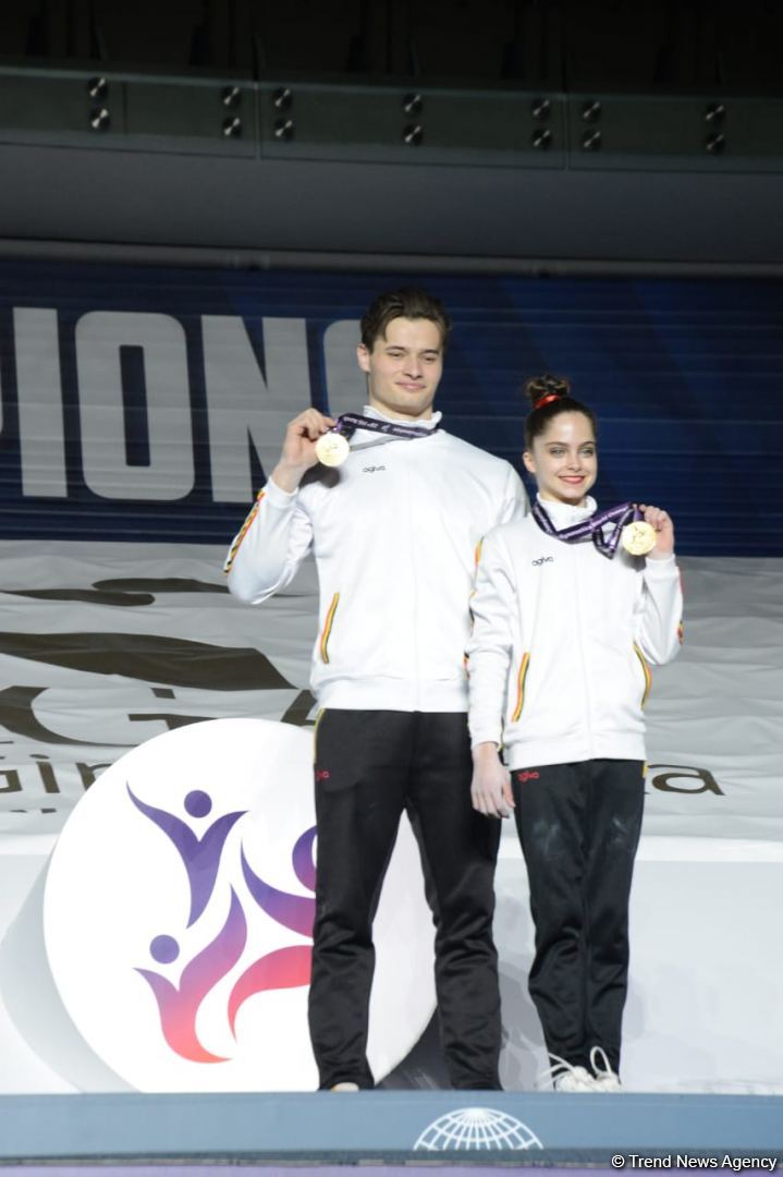 ЧМ в Баку: состоялась церемония награждения победителей среди смешанных пар, женских и мужских групп (ФОТО)