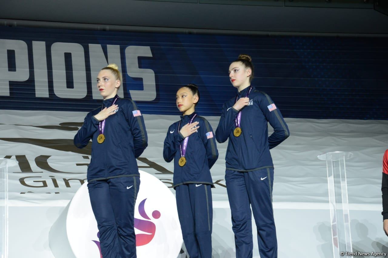 ЧМ в Баку: состоялась церемония награждения победителей среди смешанных пар, женских и мужских групп (ФОТО)