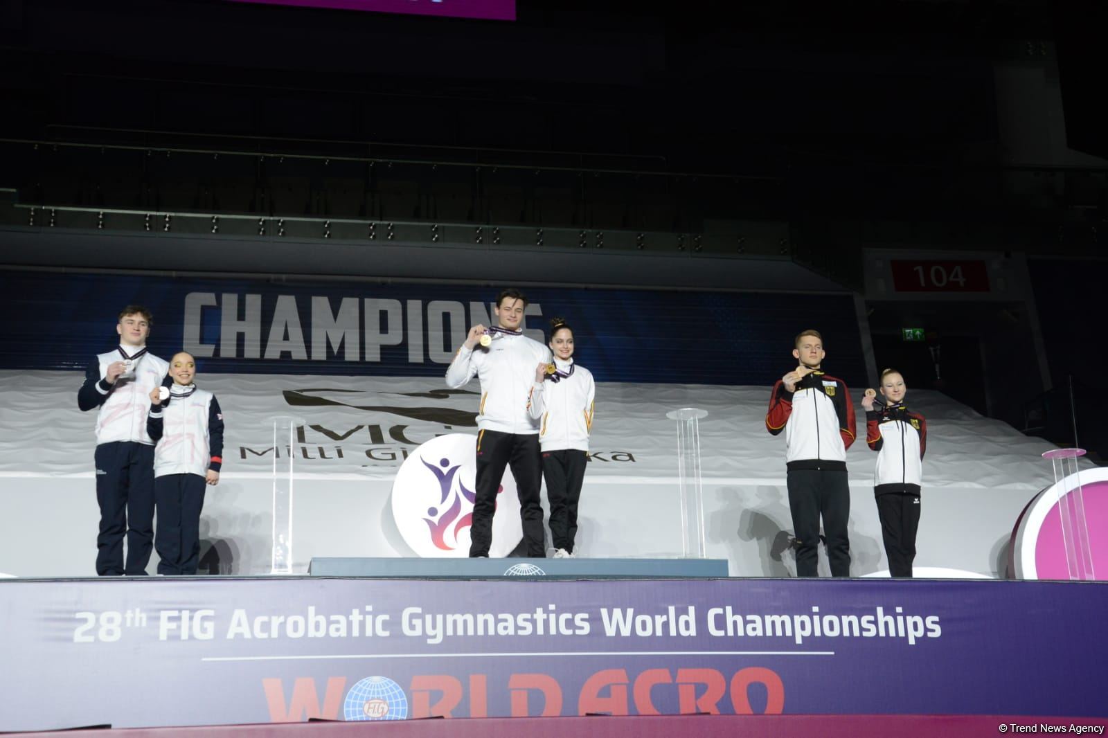 ЧМ в Баку: состоялась церемония награждения победителей среди смешанных пар, женских и мужских групп (ФОТО)