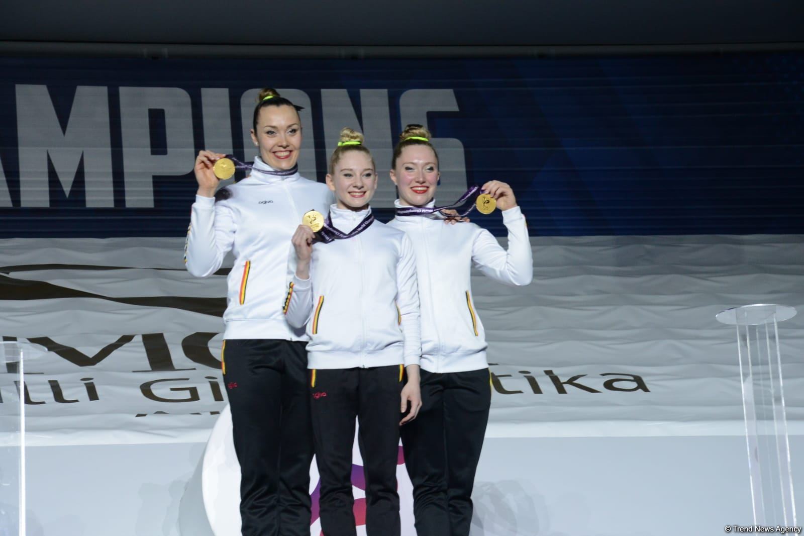 ЧМ в Баку: состоялась церемония награждения победителей среди смешанных пар, женских и мужских групп (ФОТО)