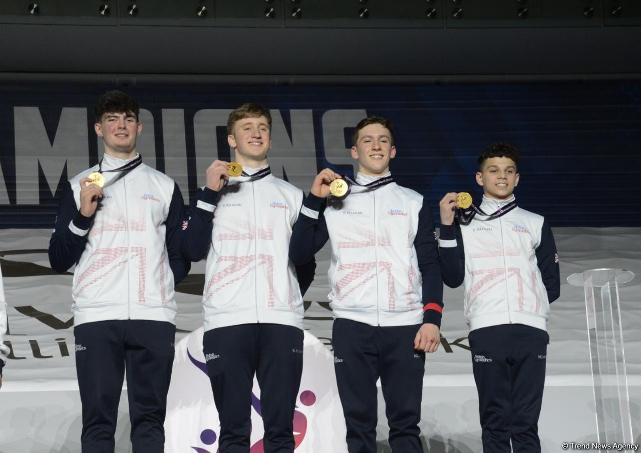 ЧМ в Баку: состоялась церемония награждения победителей среди смешанных пар, женских и мужских групп (ФОТО)