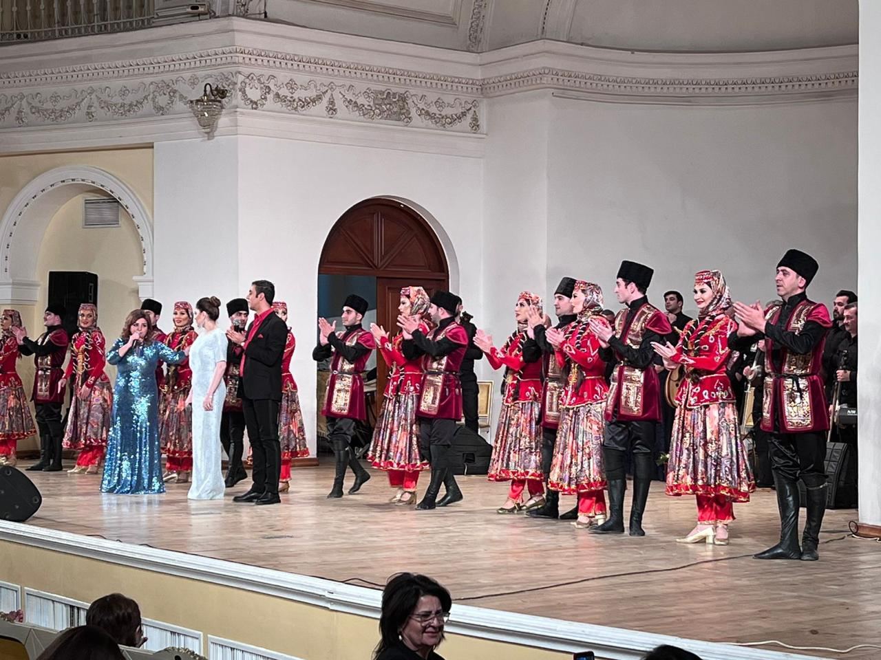 Народные танцы и песни – Новруз в бакинской Филармонии (ФОТО/ВИДЕО)